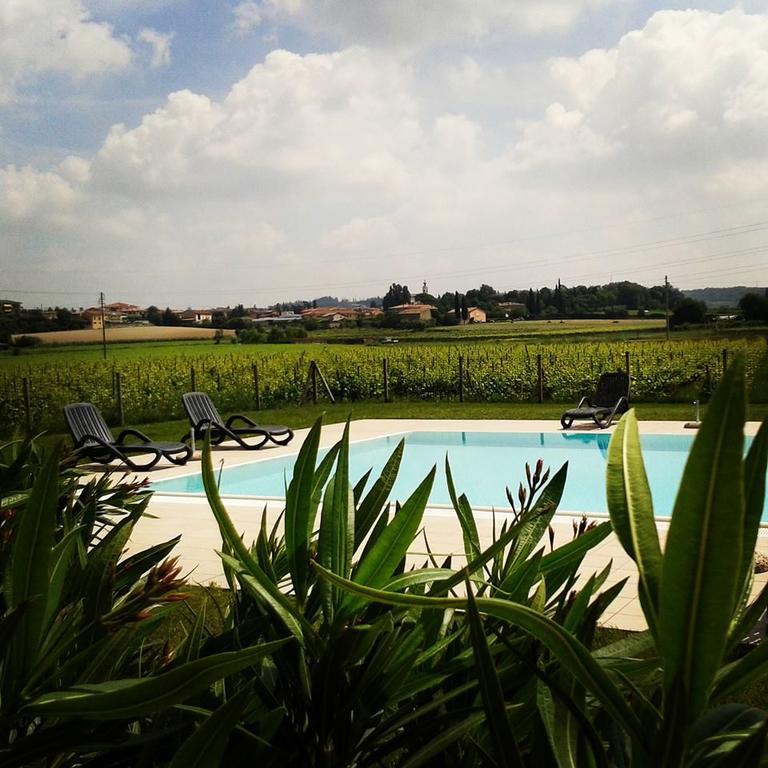 Отель Agriturismo Anna Caterina Кастельнуово-дель-Гарда Экстерьер фото